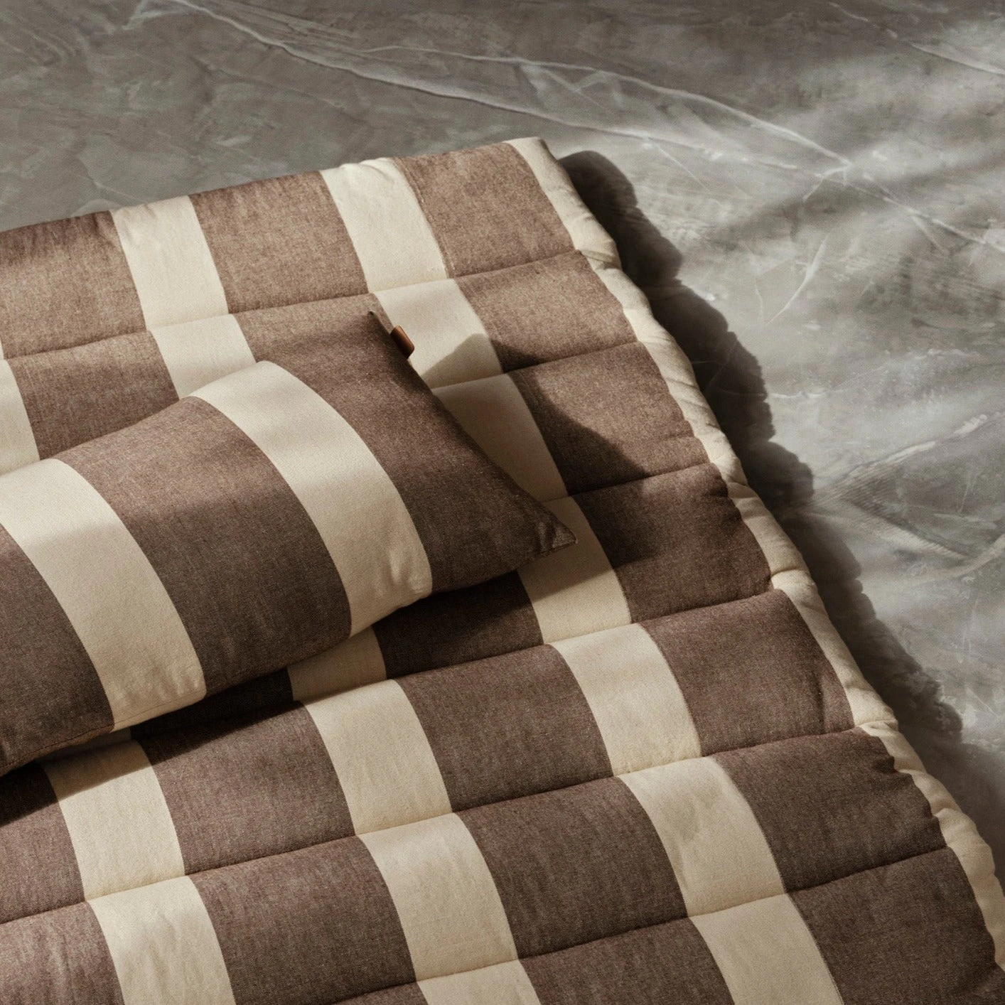 ferm LIVING | Strand Outdoor Quilted Mattress - Carob Brown/Parchment Ferm LIVING | Strand Outdoor Quilted Mattress - Carob Brown/Parchment -Home Product Store 1104269089 10 1440x 23212348 3478 451b b194 cbef6c3907a7