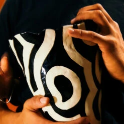 Hay | Jessica Hans Shadow Vase - Black & White -Home Product Store Earl of East Valentines 23 0557