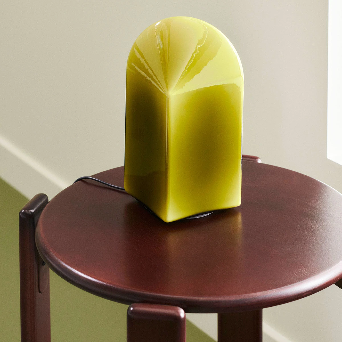 HAY | Parade Table Lamp 240 - Moss Green HAY | Parade Table Lamp 240 - Moss Green -Home Product Store earl of east hay parade lamp 3